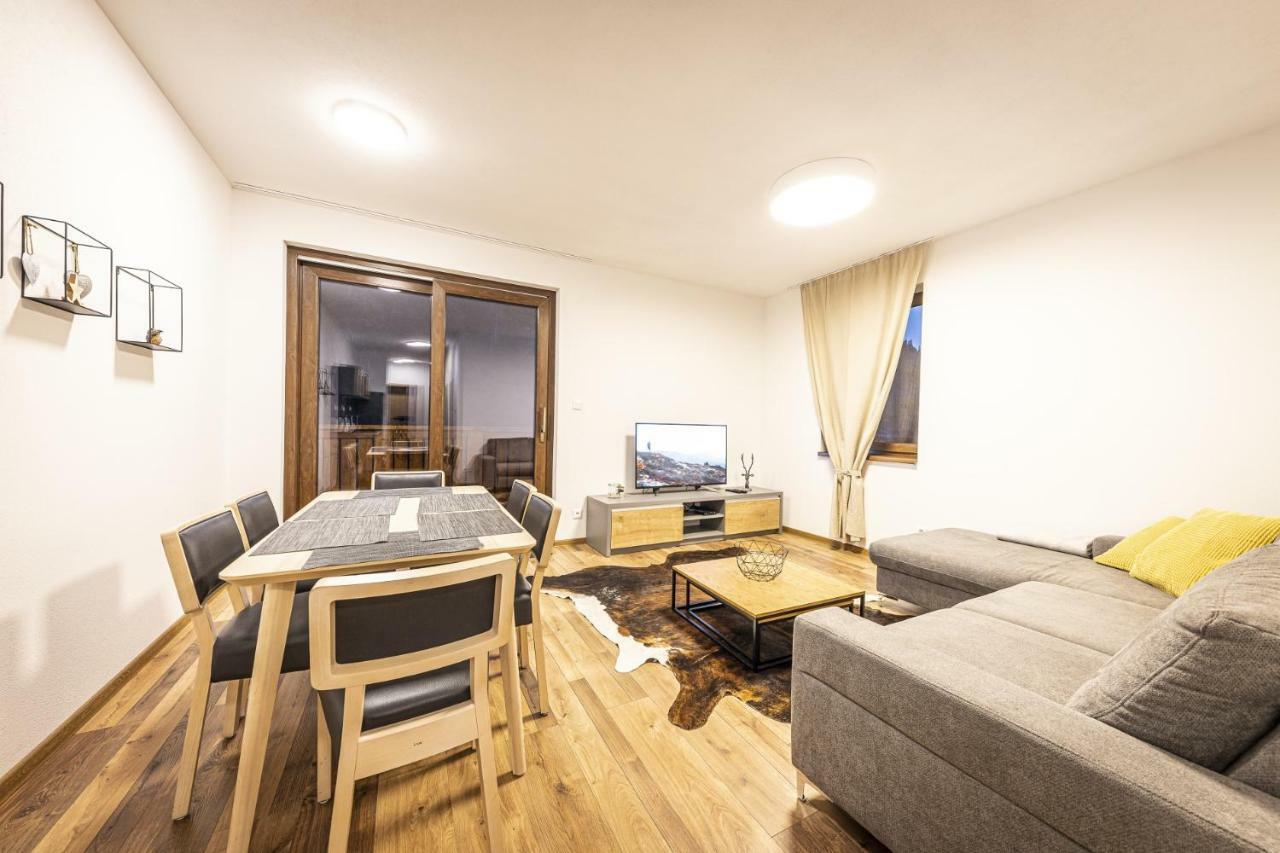 Apartmánový dom Poludnica - Chopok Juh Tale Esterno foto