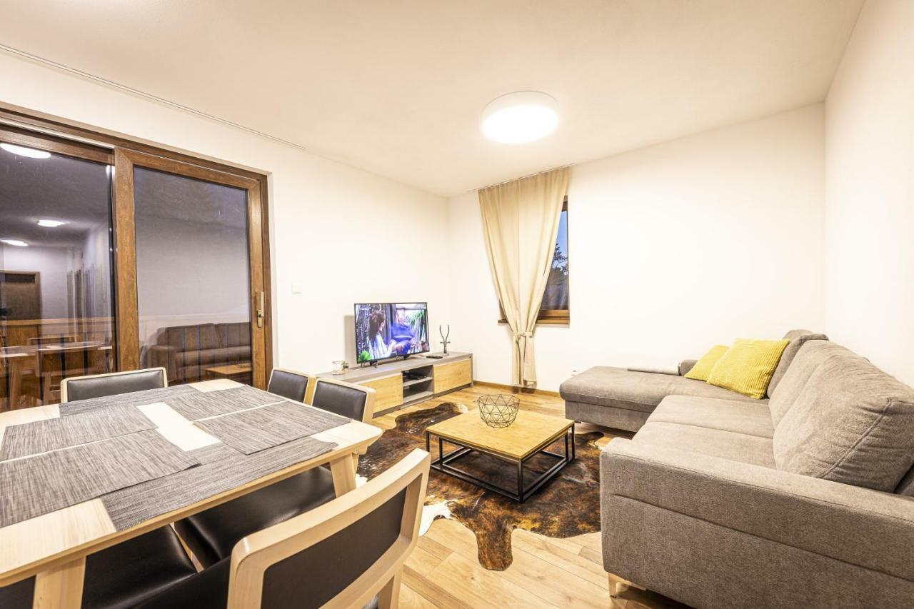 Apartmánový dom Poludnica - Chopok Juh Tale Esterno foto